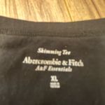 Abercrombie & Fitch  Skimming Tee Photo 1
