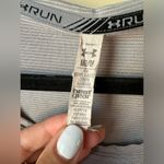 Under Armour  Women's UA Streaker Short Sleeve Size M Photo 1