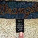 Wrangler denim jacket medium Photo 2