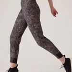 Athleta  Trekkie North Jogger Multicolor printed Athletic Pants Activewear Size 8 Photo 2