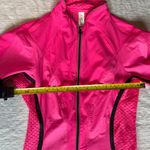 Lululemon  Paceline Jersey Size 4 Pinkelicious Cycling Short Sleeve NWT Photo 3