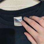 Gildan  large graphic tee Photo 2