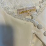 Honeyplum Clothing Joy top White Photo 2