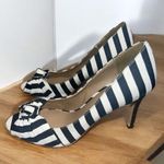 Ann Taylor ✨ PEONY PEEPTOE KNOT SZ 8 HEELS✨ Photo 3