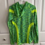 Bcg  green yellow hood pullover size large Photo 4