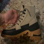 Sorel Snow Boots Photo 0