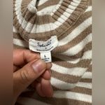 Splendid x Cella Jane Striped Front Seam Sweater new without tags. Size L brown Photo 9