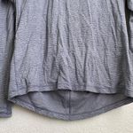 Meant To Move Long Sleeve in Sheer Luon Pebble Jacquard V2 Arctic Gray Ice Gray Size 6 Photo 7