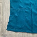 Marilyn Monroe  Mock Neck Stretch Medical Scrub Top with Three Pockets SZ XS Photo 2