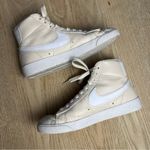 Nike  Women’s Blazer Mid 77 Next Nature Sneakers Athletic Shoes Cream Size 8.5 Photo 9