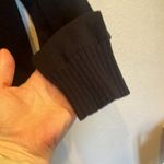 Amazon Essentials Women’s Black V Neck Sweater Size Small Photo 5