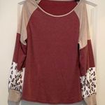 Maroon and leopard long sleeve Red Size M Photo 0