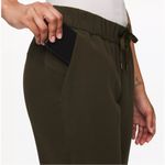 Lululemon  Olive Jogger Pants SZ:4 Photo 2