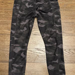 Athleta  ultimate stash pick Camo 7/8 tight (Leggings) size medium green black Photo 0