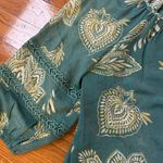 Unique spectrum NWT Women's Green Paisley Top size 1X Photo 1