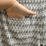 Ann Taylor  Pleated Dressy Shorts in Black & White Geometric Pattern Sz 10 Large Photo 7