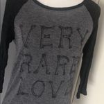 Guess  raglan distressed look top Photo 1