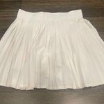 Alo Yoga ALO ACES TENNIS SKIRT IN WHITE Photo 4