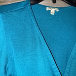 Lily White - women’s small- teal color- v neck Photo 3
