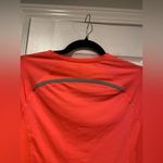 Old Navy Neon Coral Long Sleeve Crew Neck Activewear Top Thumbholes Size M Photo 9