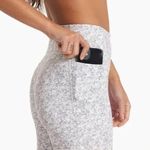 Vuori XS Studio Pocket Bike Shorts Gray and White Photo 0