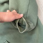 Mayfair Full Photo 5