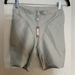 SKIMS  faux leather biker short shell color size S NWT Photo 2