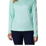 Columbia  Women's Mint Long Sleeve Top Photo 1