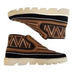 Bernardo EUC  Leather and Sheepskin Drea Embroidered Booties Brown Black Size 7 Photo 1