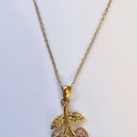 Cherry pink gold necklace Photo 0