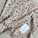 WAYF NWT  x Influencers Pink Daisy Floral Corset Smocked Top Sz Medium Photo 10