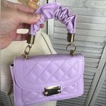 Source Unknown Lavender Quilted Crossbody Bag with Gold Chain Photo 6