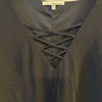 June & Hudson Women's Black V Photo 4