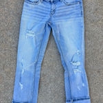 BKE Buckle  Stella 25 Low Rise Slim Fit Distressed Light Wash Capri Jeans ABK2127 Photo 0