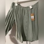 Streetwear Society 🫒nwt  off the shoulder top Photo 2