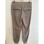Kut From The Kloth  Mirabella Crop Joggers in Olive, Size M, Like New Condition Photo 1
