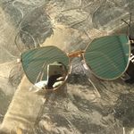 Cotton On New Rubi rose gold modern  sunglasses mirrored Photo 3