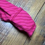 Lululemon  Think Fast Pullover in Stripe Deepest Cranberry Size 6 Sweater Stretch Photo 4