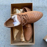 Lucky Brand  tan and brown leather oxfords with a cute cutout design on the front Photo 0