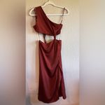 Edit by Nine Elegant Satin One Photo 2