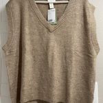 H&M Sweater Vest NWT Photo 0