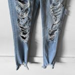American Eagle  Mom Jeans Size 2 Long  26X29.5 Distressed Ripped  High Rise Photo 3