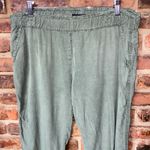 Sanctuary  Army Green Slim Fit Cropped Pull-On Pants Women's Size Large Photo 1