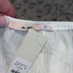 Francesca's small v Photo 7