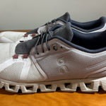 On Running Women's Cloud 6 Lifestyle Shoe Sneaker Slip On White Grey Comfort 11 Photo 0