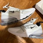 Nike New  air max 270 size 8 Photo 7