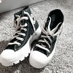 Converse Platform Photo 1