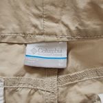 Columbia Women's Tan Shorts Size 4/L Photo 12