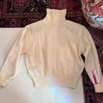 Liz Claiborne Wool cable sweater Photo 1