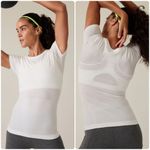 Athleta  Mometum Tee T-shirt White Workout Top Photo 1
